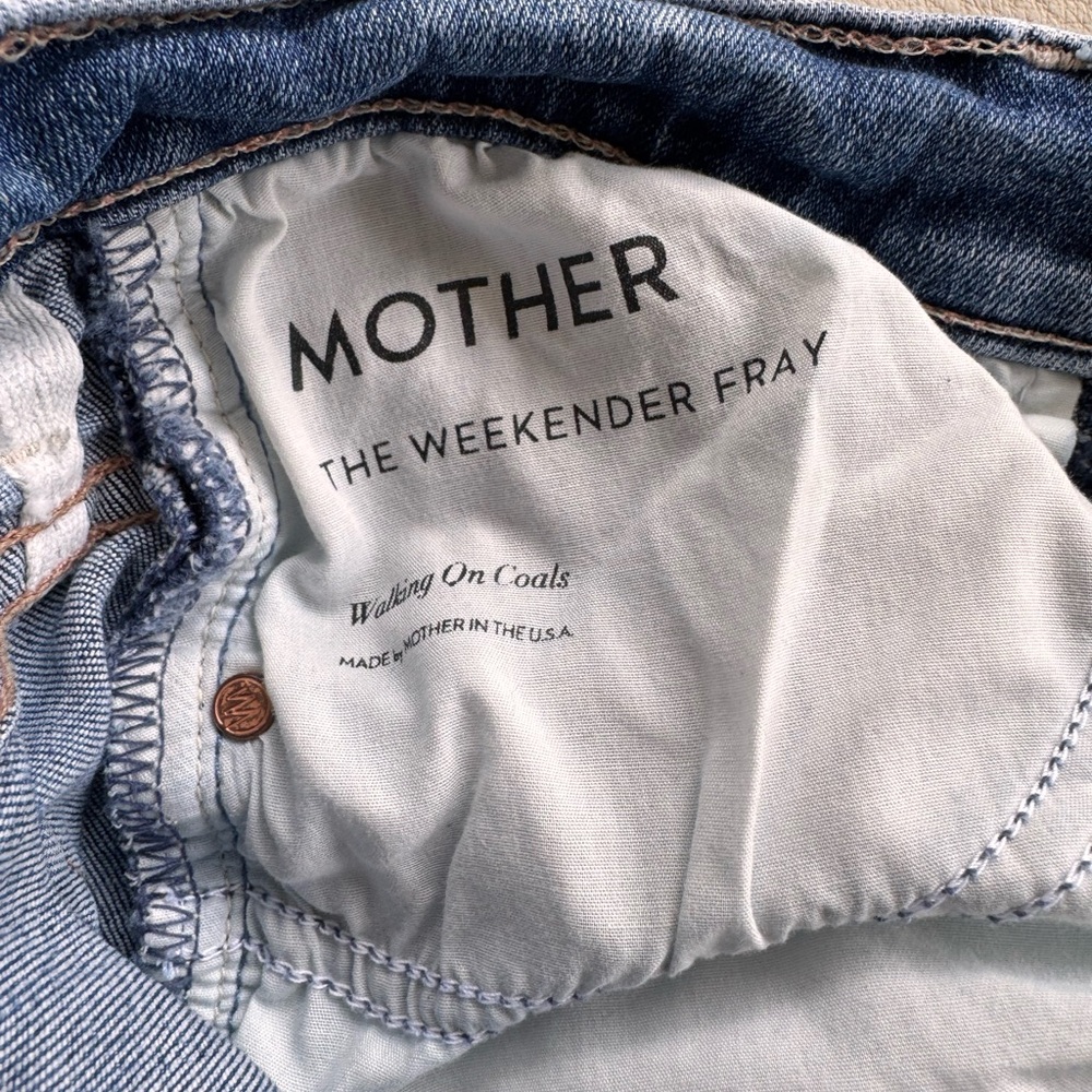 MOTHER The Weekender Fray Mid-Rise Flare Jeans Walking On Coals Size 27 $248 - Picture 7 of 11